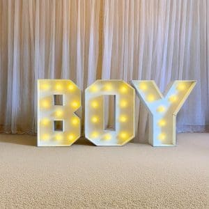 LETRAS BOY DE LED (MDF)