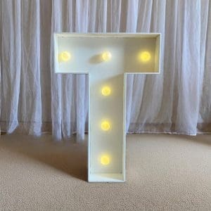 LETRA T DE LED (MDF)