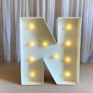 LETRA N DE LED MDF